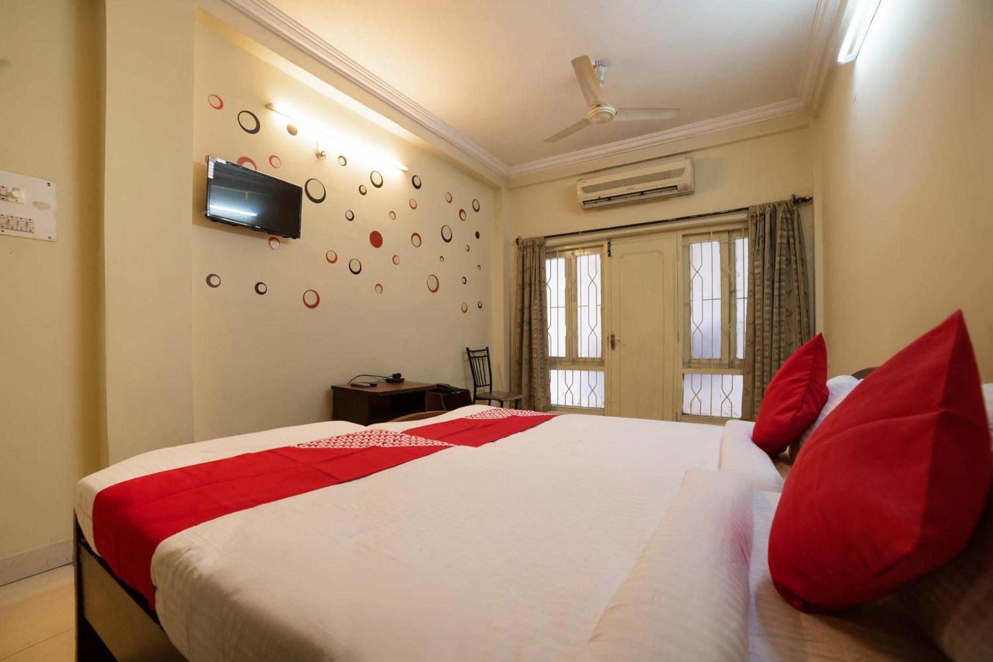 Oyo Th Guest House Hyderabad Exterior foto