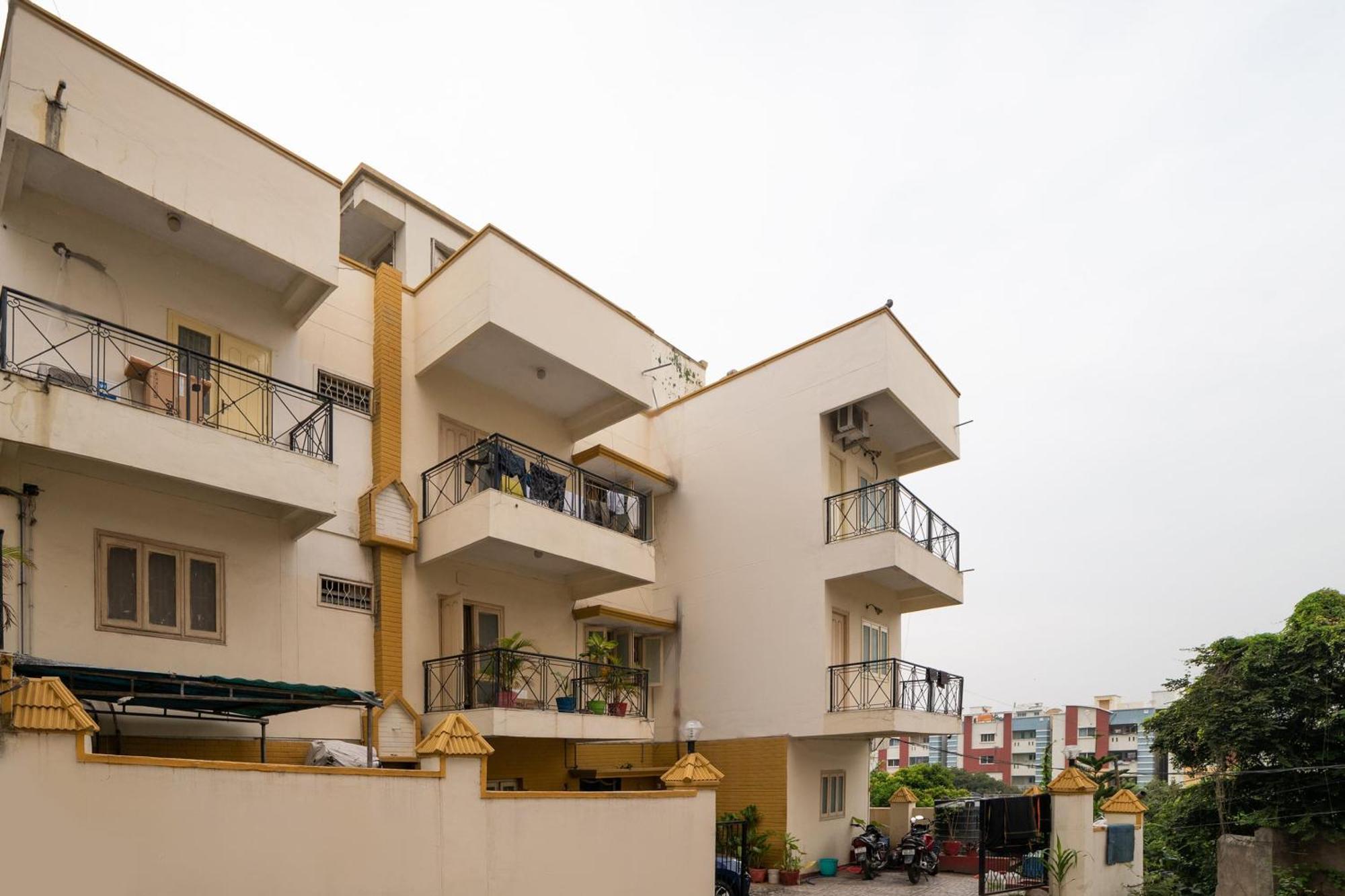 Oyo Th Guest House Hyderabad Exterior foto